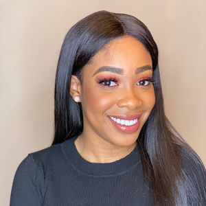 Meet your Posher, Aisha